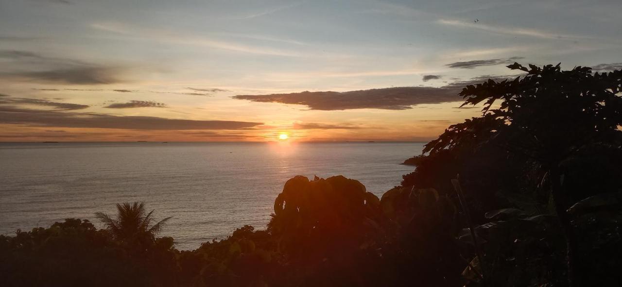 The View Padang, Amazing View, 8 Mins Mentawai Fast Ferry, Cold Beer,Close To Restaurants Dış mekan fotoğraf