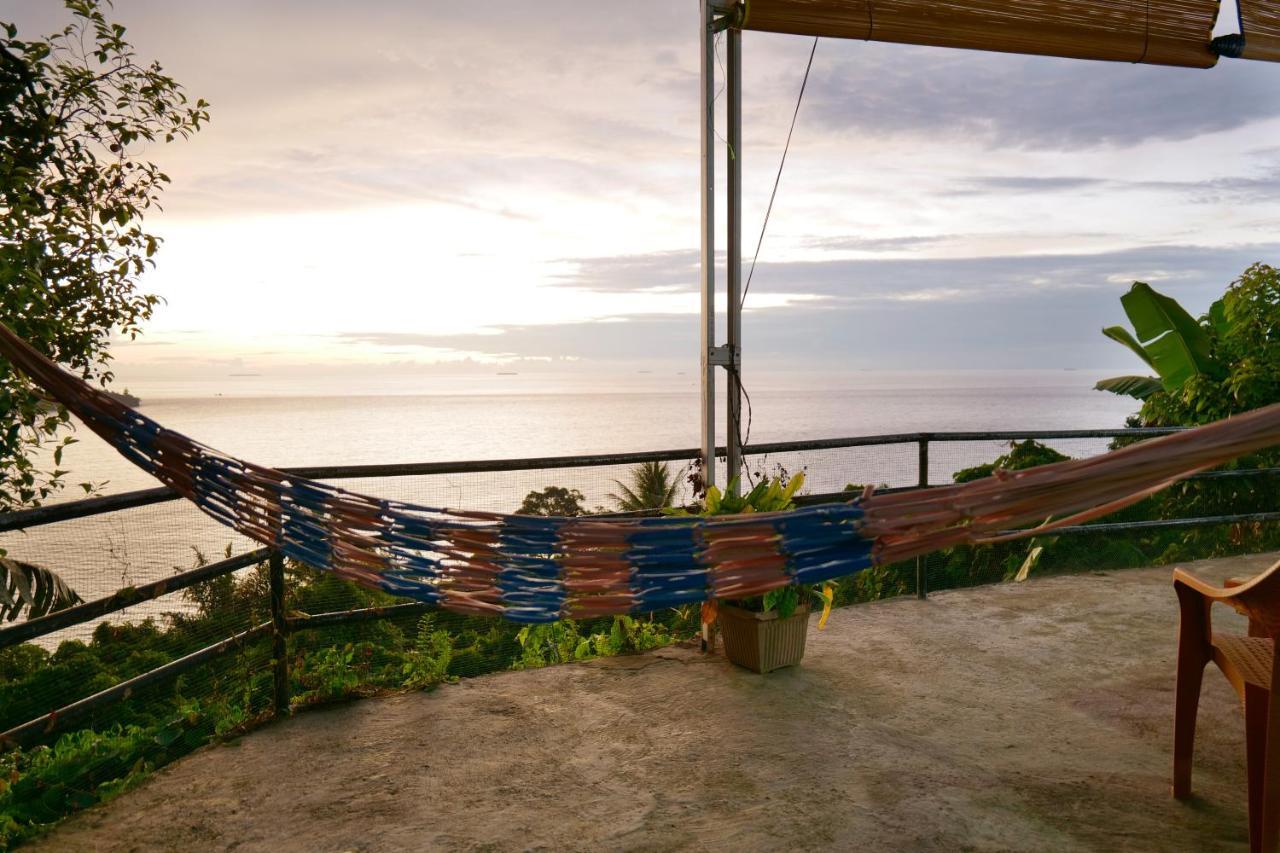 The View Padang, Amazing View, 8 Mins Mentawai Fast Ferry, Cold Beer,Close To Restaurants Dış mekan fotoğraf