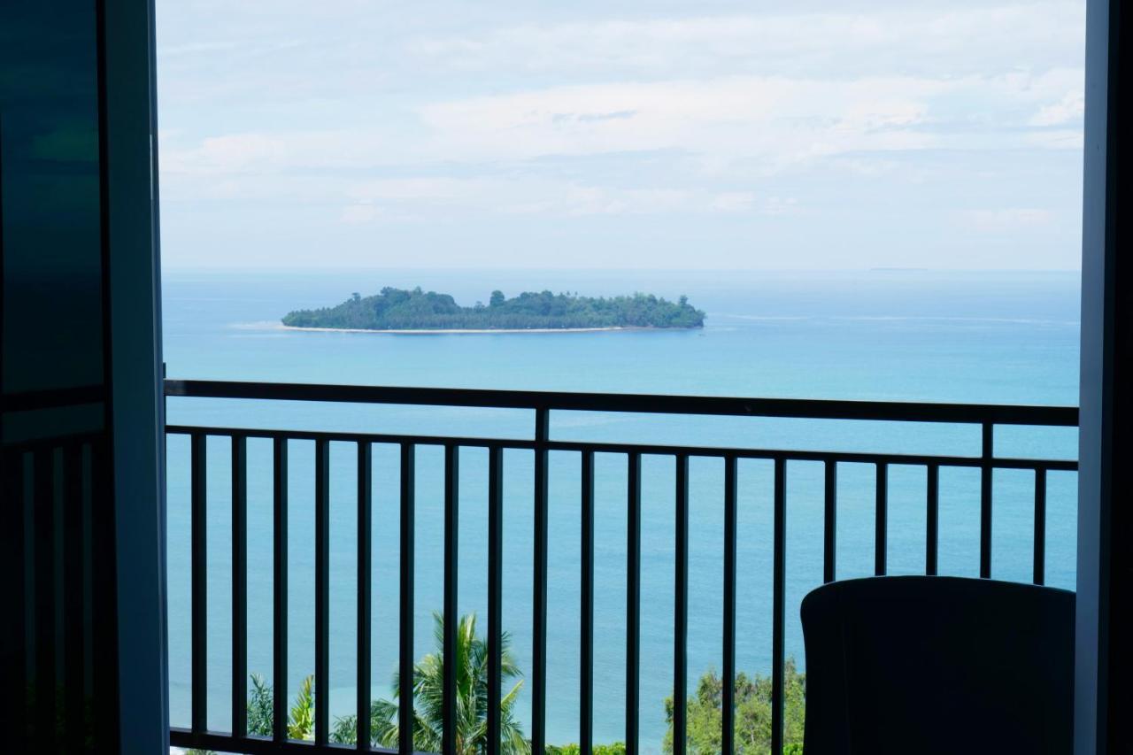 The View Padang, Amazing View, 8 Mins Mentawai Fast Ferry, Cold Beer,Close To Restaurants Dış mekan fotoğraf